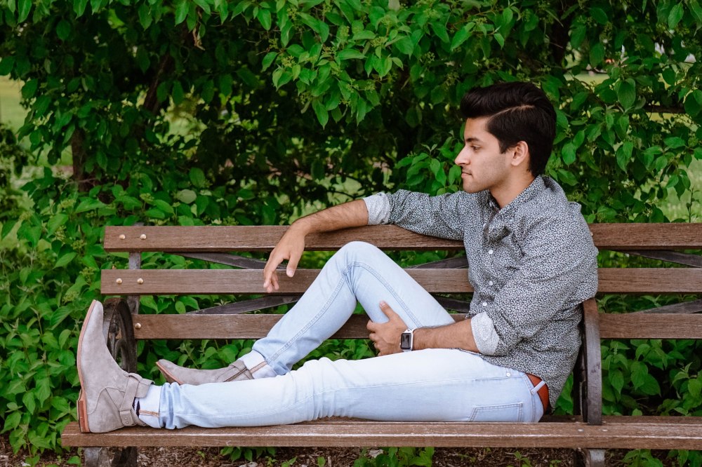 HS bench, melancholy